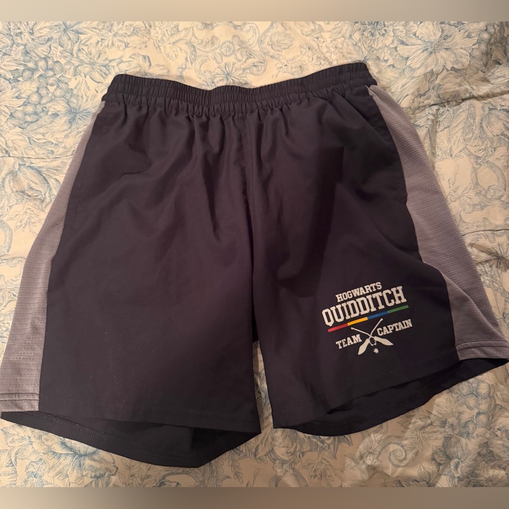 Hogwarts Quidditch Team Captain Men's Gray and Black Athletic Shorts